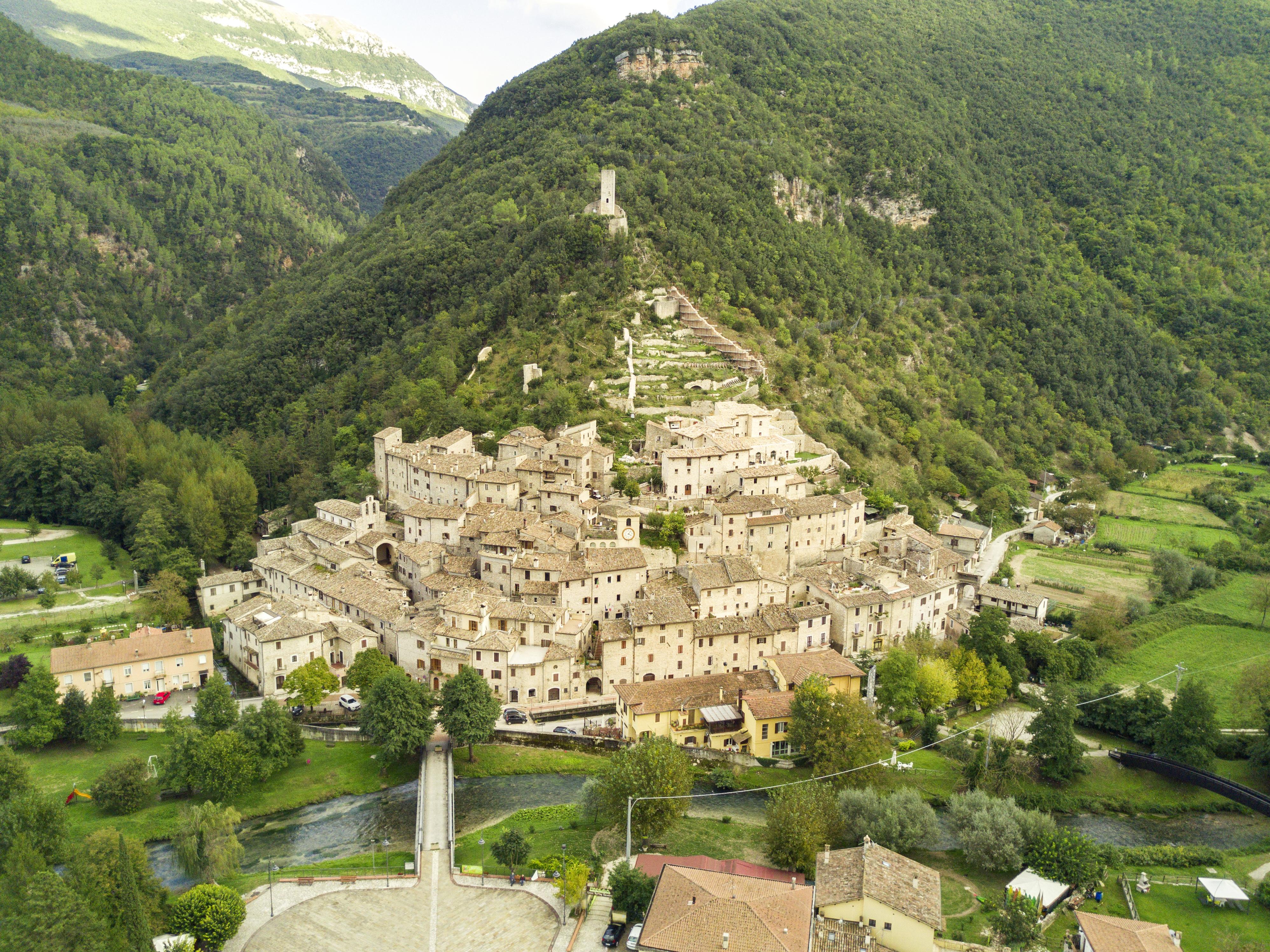 Torre Del Nera Albergo Diffuso & Spa Scheggino Eksteriør bilde
