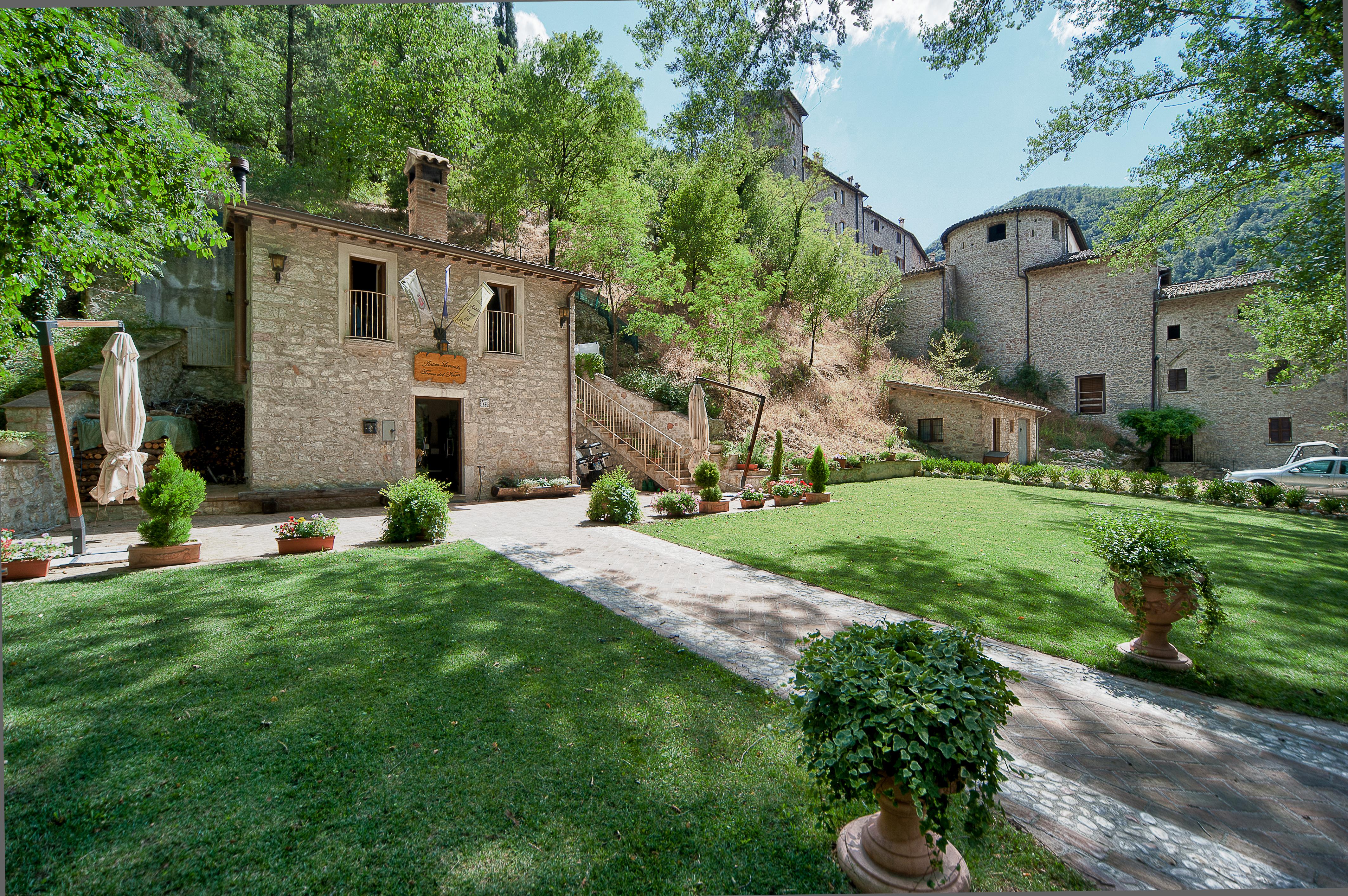 Torre Del Nera Albergo Diffuso & Spa Scheggino Eksteriør bilde